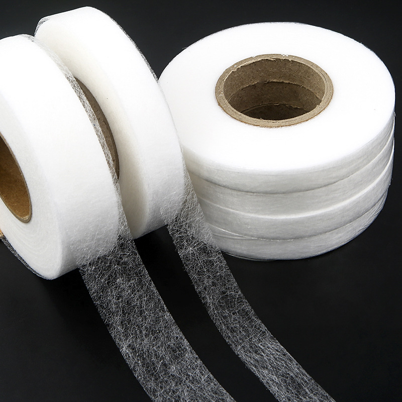 Interfacing Iron On - 70 jardów czarno-biała topi się siatka
