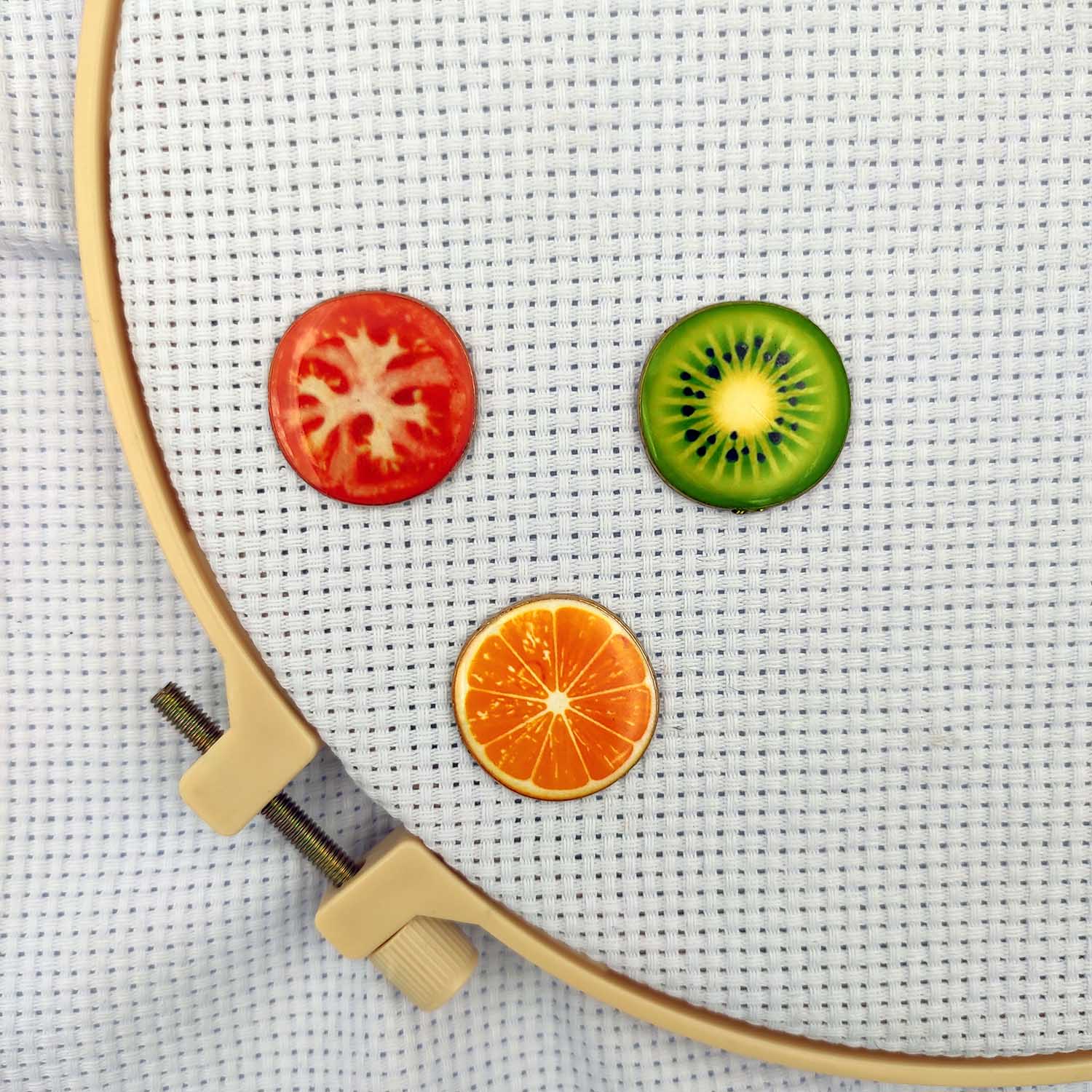 Magnetyczny przybornik na igły – Sewing Pin Cushion recenzja i cena