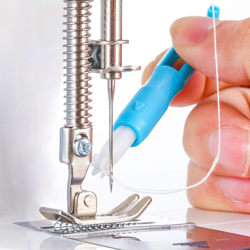 Automatyczny nawlekacz igieł d – Sewing Technology recenzja i cena