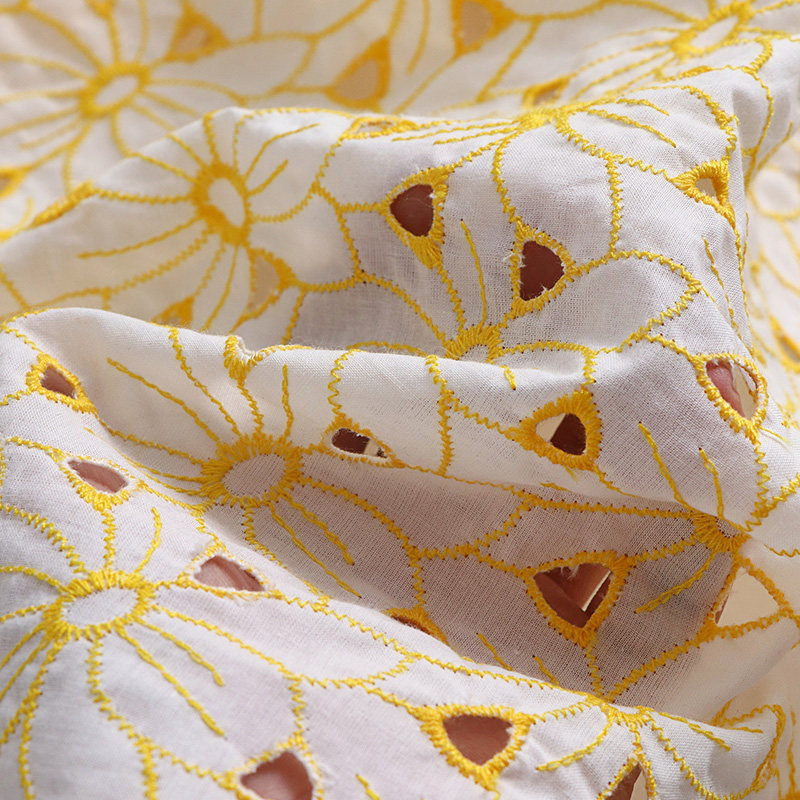 Tkanina koronkowa z haftowanym – Sewing Eyelet Fabric recenzja i cena