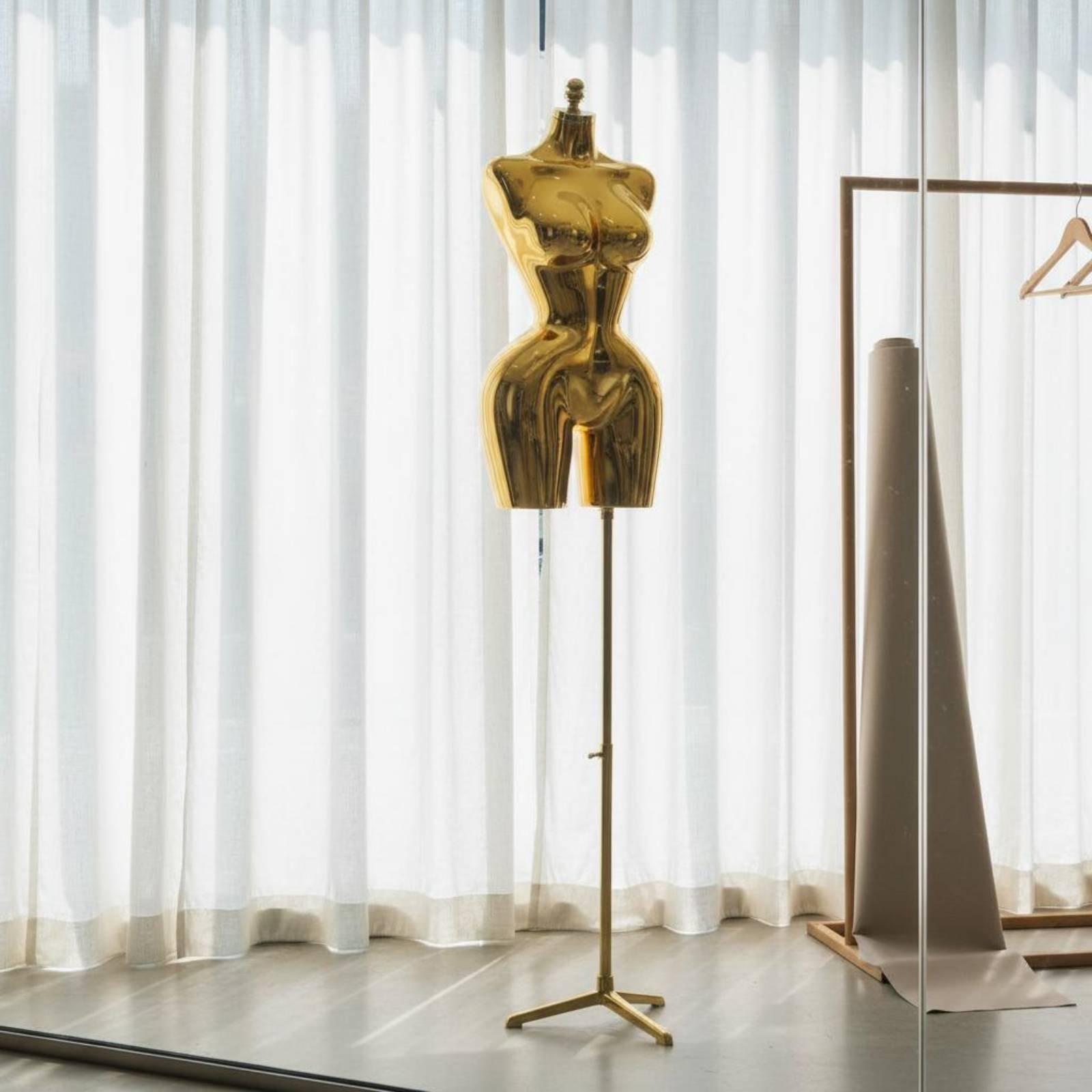 Manekin damski, wysoki połysk, – Dress Form Mannequin recenzja i cena